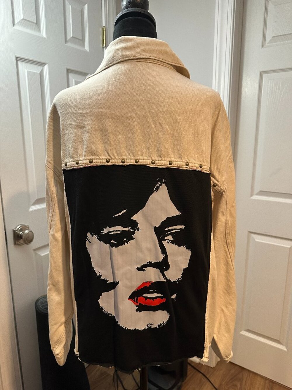 Rolling Stones Mick Jagger Off White Denim Studded Jean Jacket (XL)